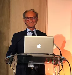 Dr. Raffaele Schiavoni